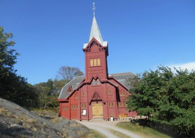Entré in till Hälleviksstrands kyrka Göteborg