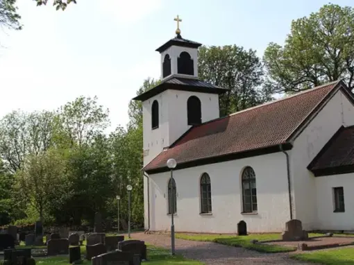 Håkantorps kyrka i Falköpings kommun, nyklassicistisk stenkyrka från 1842
