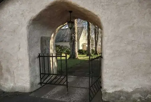 Välkomna in till Friggeråkers kyrka