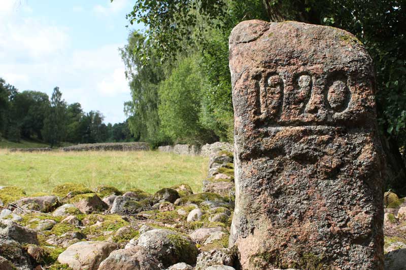 Monument över Väsmetorps stenmurslandskap i Floby